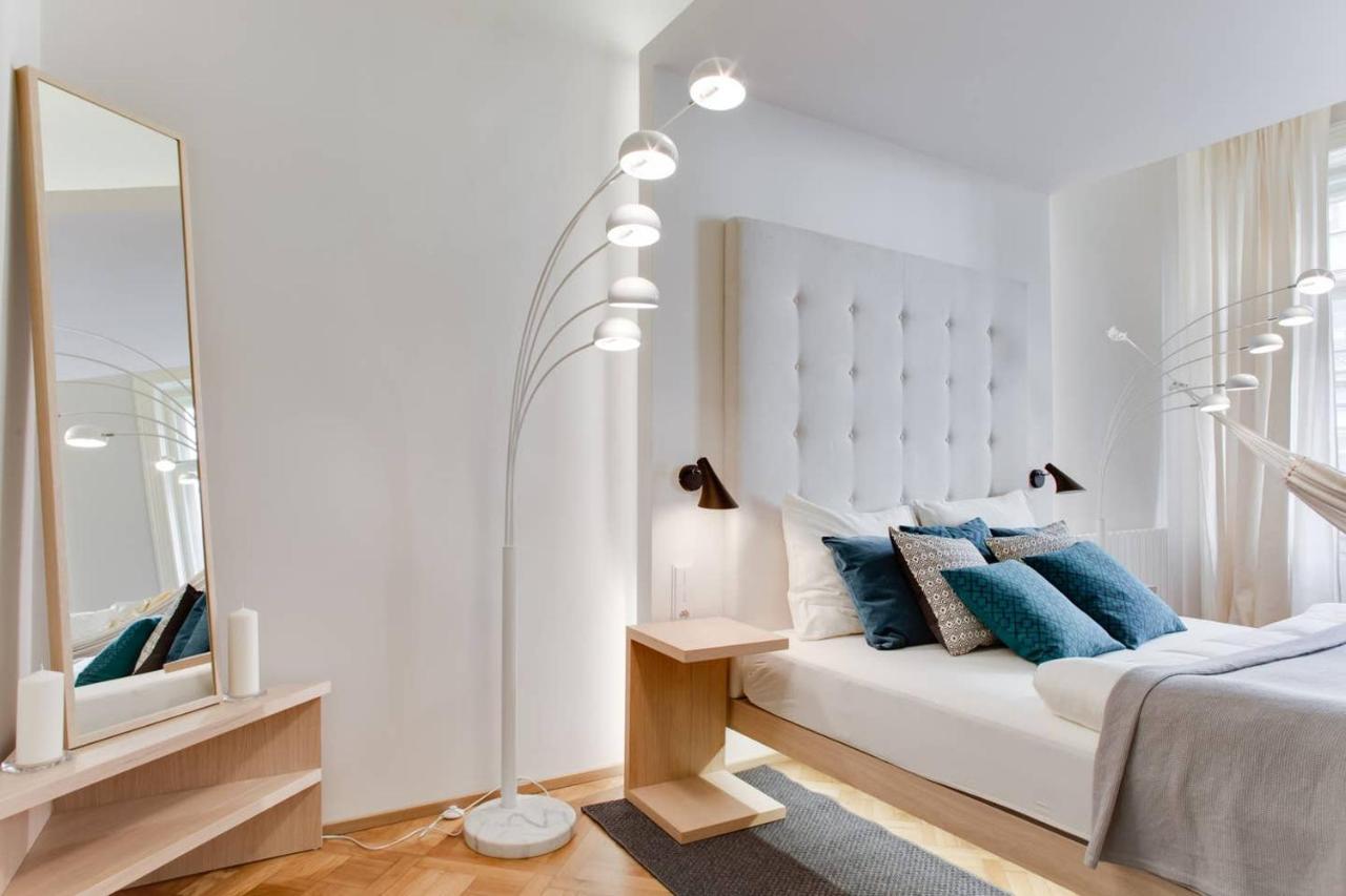 Bright Prague Na Porici Apartment Exterior photo